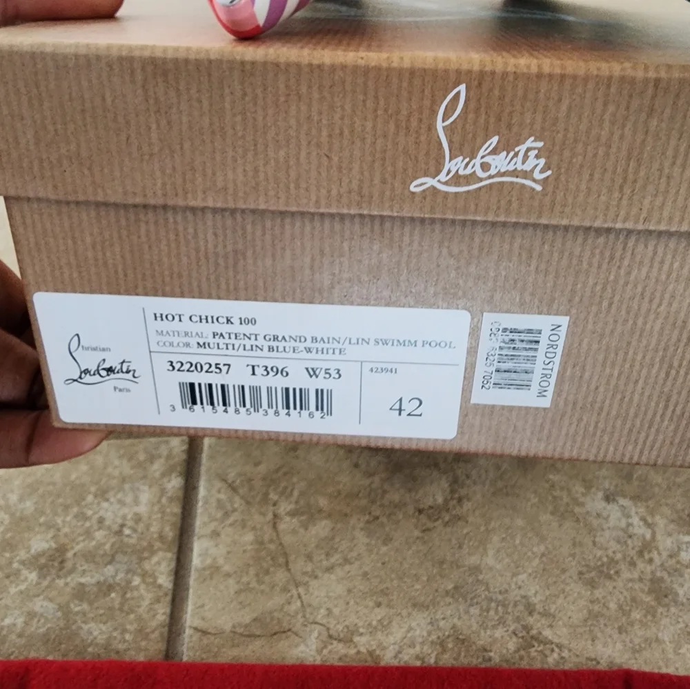 Christian Louboutin Hot Chick 100mm - Picture 5 of 5